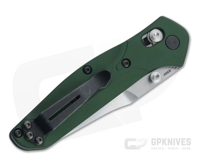Benchmade 945 Mini Osborne Satin S30V Green Aluminum AXIS Lock Folder - Image 2